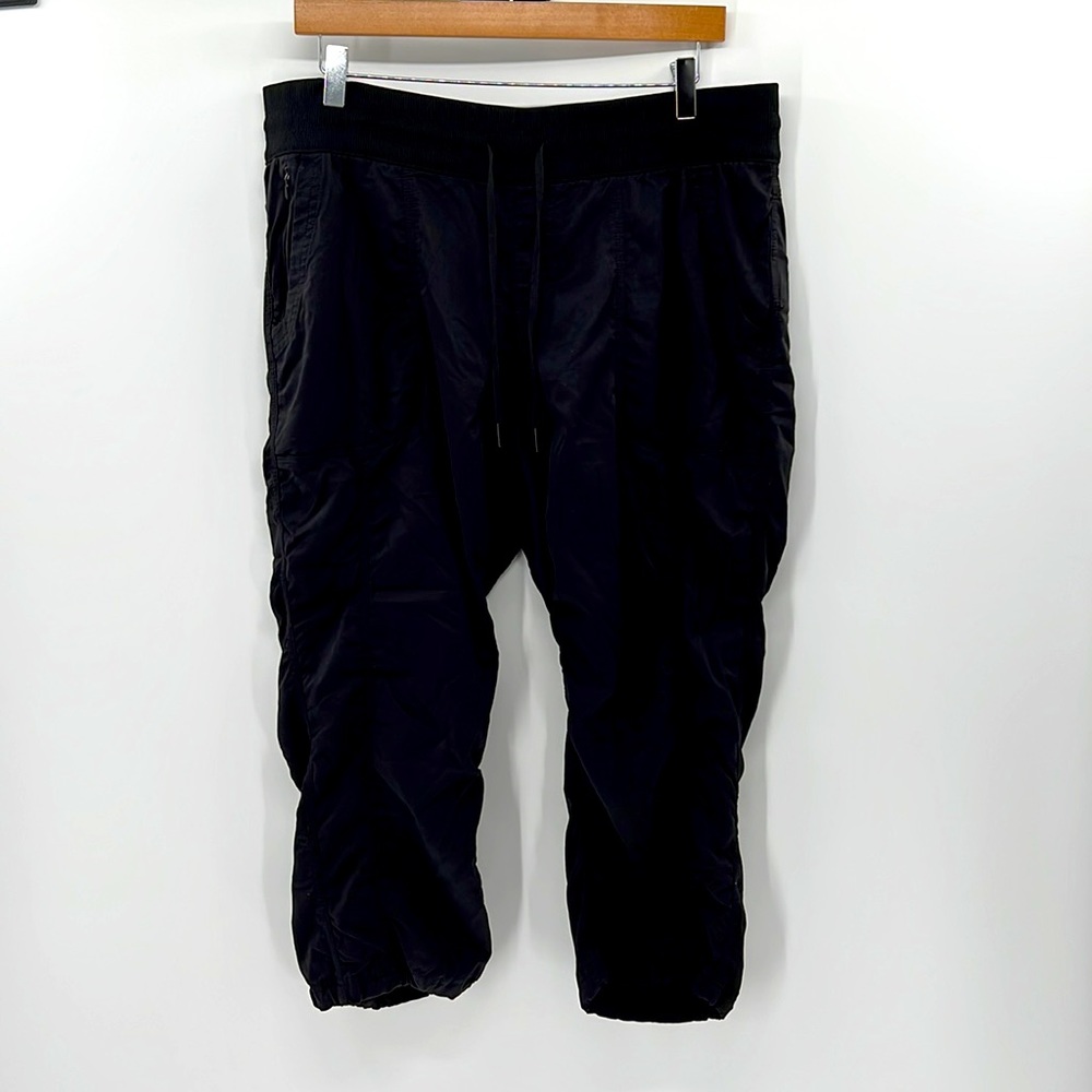 The North Face Women's Aphrodite 2.0 Capri Pant - Black - XL
